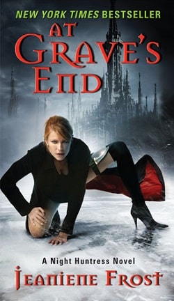 At Grave's End (Night Huntress 3)