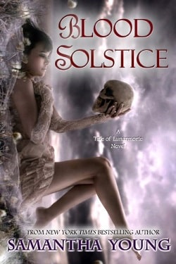 Blood Solstice (The Tale of Lunarmorte 3)