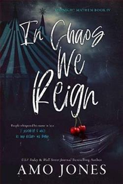 In Chaos We Reign (Midnight Mayhem 4)