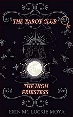 The High Priestess (The Tarot Club 3)
