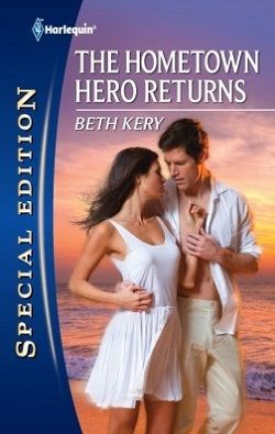 The Hometown Hero Returns (Home to Harbor Town 1)